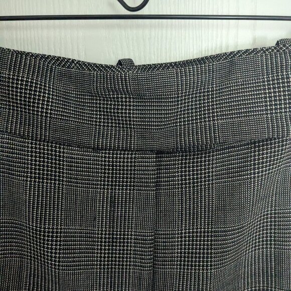 Ann Taylor Pocketless Suit Pants - Picture 4 of 5